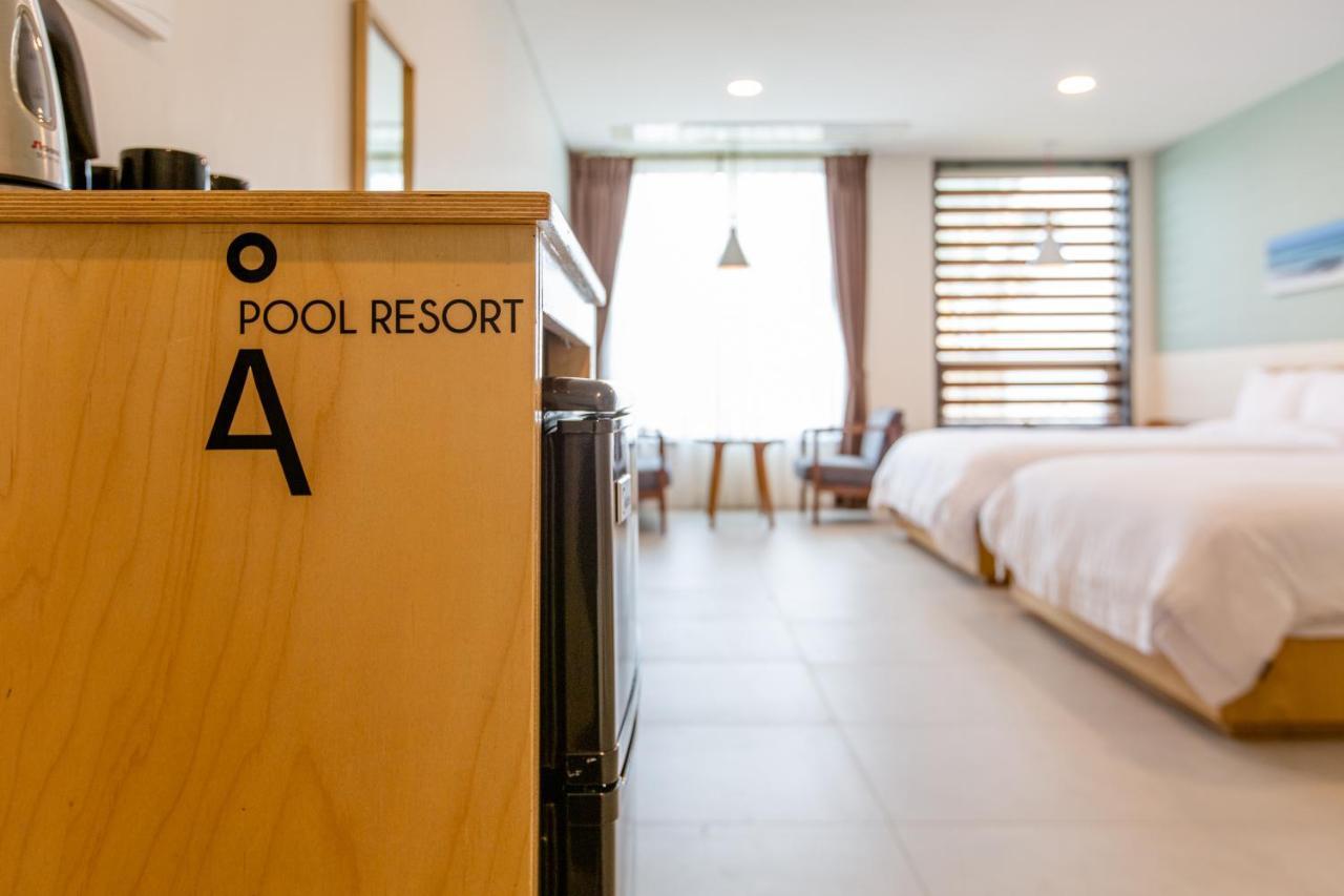 Lunamar Pension Jeju Exteriör bild
